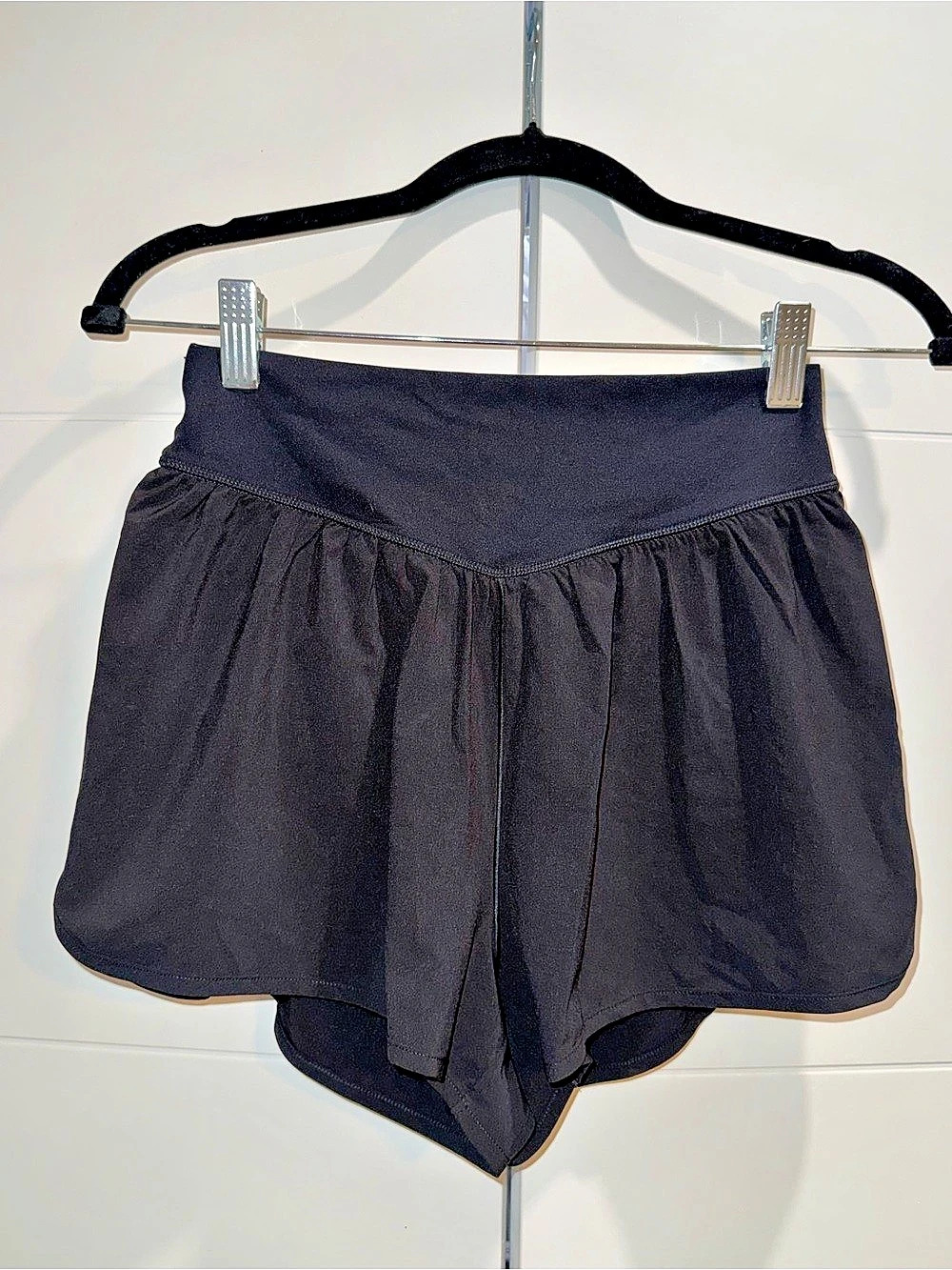 Offline by Aerie Athletic Shorts in Black Size Small worn only once or twice